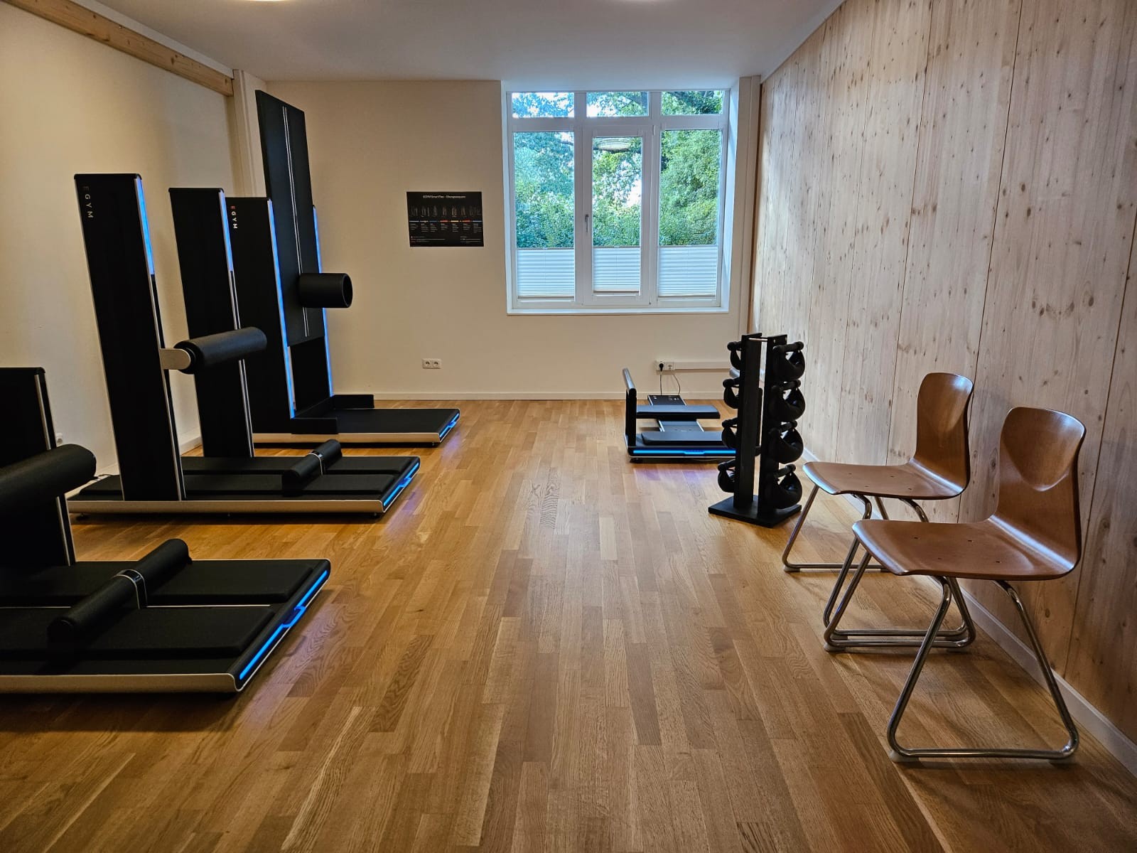 EGYM Flexgeräte bei Die Turnhalle Premium Fitness